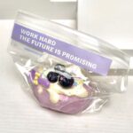 3【블루베리 시리즈】모방 식품 스퀴시 슬라임, 식품급 실리콘 소재로 수제 제작한 안전 무독한 스트레스 해소 장난감입니다. 손 근육 단련하고 정신적 스트레스를 완화해 드릴 뿐만 아니라 세탁 가능하며, 40000원 구매 시 무료 배송해 드립니다.