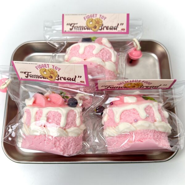 1【복숭아 시리즈】모방 식품 스퀴시 슬라임, 식품급 실리콘 소재로 수제 제작한 안전 무독한 스트레스 해소 장난감입니다. 손 근육 단련하고 정신적 스트레스를 완화해 드릴 뿐만 아니라 세탁 가능하며, 40000원 구매 시 무료 배송해 드립니다.