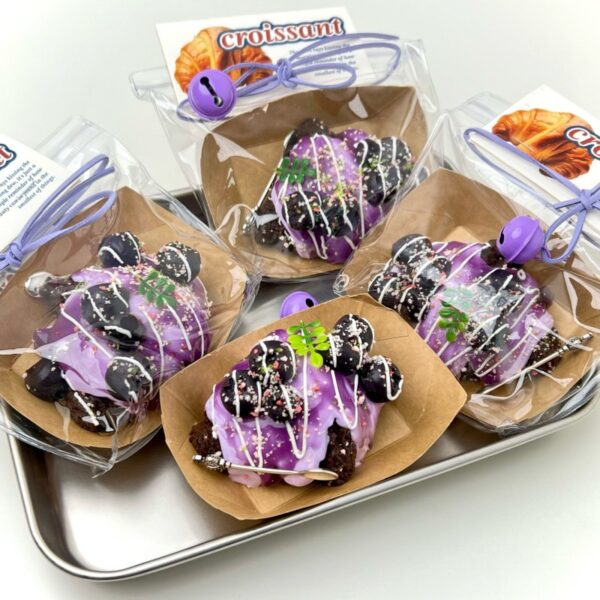 3【블루베리 시리즈】모방 식품 스퀴시 슬라임, 식품급 실리콘 소재로 수제 제작한 안전 무독한 스트레스 해소 장난감입니다. 손 근육 단련하고 정신적 스트레스를 완화해 드릴 뿐만 아니라 세탁 가능하며, 40000원 구매 시 무료 배송해 드립니다.