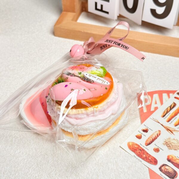 105【복숭아 타르트 필 쿠키 팬케이크】모방 식품 스퀴시 슬라임, 식품급 실리콘 소재로 수제 제작한 안전 무독한 스트레스 해소 장난감입니다. 손 근육 단련하고 정신적 스트레스를 완화해 드릴 뿐만 아니라 세탁 가능하며, 40000원 구매 시 무료 배송해 드립니다.