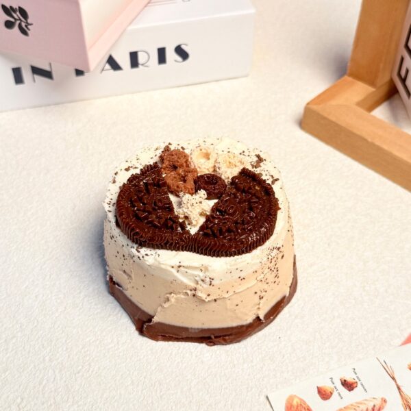 103【바실로피타 케이크】모방 식품 스퀴시 슬라임, 식품급 실리콘 소재로 수제 제작한 안전 무독한 스트레스 해소 장난감입니다. 손 근육 단련하고 정신적 스트레스를 완화해 드릴 뿐만 아니라 세탁 가능하며, 40000원 구매 시 무료 배송해 드립니다.