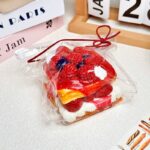 8【라즈베리 맛 시리즈】모방 식품 스퀴시 슬라임, 식품급 실리콘 소재로 수제 제작한 안전 무독한 스트레스 해소 장난감입니다. 손 근육 단련하고 정신적 스트레스를 완화해 드릴 뿐만 아니라 세탁 가능하며, 40000원 구매 시 무료 배송해 드립니다.