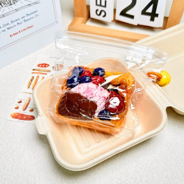 48【두툰 토스트 시리즈】모방 식품 스퀴시 슬라임, 식품급 실리콘 소재로 수제 제작한 안전 무독한 스트레스 해소 장난감입니다. 손 근육 단련하고 정신적 스트레스를 완화해 드릴 뿐만 아니라 세탁 가능하며, 40000원 구매 시 무료 배송해 드립니다.