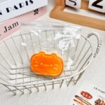 56【고양이 치즈 (촉촉한 텍스처)】모방 식품 스퀴시 슬라임, 식품급 실리콘 소재로 수제 제작한 안전 무독한 스트레스 해소 장난감입니다. 손 근육 단련하고 정신적 스트레스를 완화해 드릴 뿐만 아니라 세탁 가능하며, 40000원 구매 시 무료 배송해 드립니다.