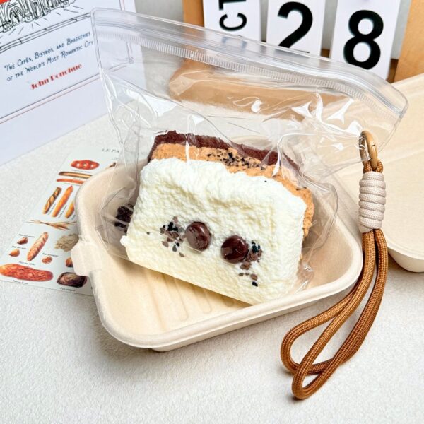 10【트리플 토스트 시리즈】모방 식품 스퀴시 슬라임, 식품급 실리콘 소재로 수제 제작한 안전 무독한 스트레스 해소 장난감입니다. 손 근육 단련하고 정신적 스트레스를 완화해 드릴 뿐만 아니라 세탁 가능하며, 40000원 구매 시 무료 배송해 드립니다.