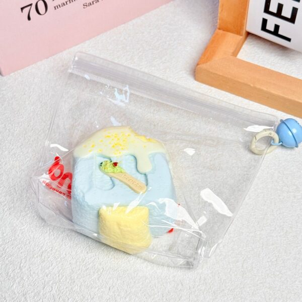 79【아이스크림 시리즈】모방 식품 스퀴시 슬라임, 식품급 실리콘 소재로 수제 제작한 안전 무독한 스트레스 해소 장난감입니다. 손 근육 단련하고 정신적 스트레스를 완화해 드릴 뿐만 아니라 세탁 가능하며, 40000원 구매 시 무료 배송해 드립니다.