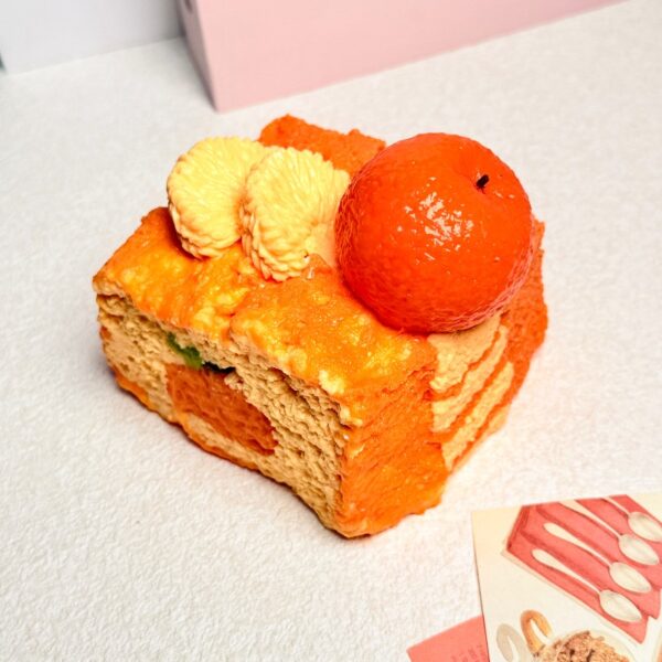 107【과일 빅토스트 시리즈】모방 식품 스퀴시 슬라임, 식품급 실리콘 소재로 수제 제작한 안전 무독한 스트레스 해소 장난감입니다. 손 근육 단련하고 정신적 스트레스를 완화해 드릴 뿐만 아니라 세탁 가능하며, 40000원 구매 시 무료 배송해 드립니다.