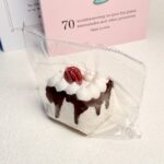 104【체리핑크 복숭아 시럽 케이크】모방 식품 스퀴시 슬라임, 식품급 실리콘 소재로 수제 제작한 안전 무독한 스트레스 해소 장난감입니다. 손 근육 단련하고 정신적 스트레스를 완화해 드릴 뿐만 아니라 세탁 가능하며, 40000원 구매 시 무료 배송해 드립니다.