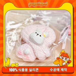 159【머플러 니트 토끼】모방 식품 스퀴시 슬라임, 식품급 실리콘 소재로 수제 제작한 안전 무독한 스트레스 해소 장난감입니다. 손 근육 단련하고 정신적 스트레스를 완화해 드릴 뿐만 아니라 세탁 가능하며, 40000원 구매 시 무료 배송해 드립니다.