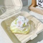 254【계란꽃 시리즈】모방 식품 스퀴시 슬라임, 식품급 실리콘 소재로 수제 제작한 안전 무독한 스트레스 해소 장난감입니다. 손 근육 단련하고 정신적 스트레스를 완화해 드릴 뿐만 아니라 세탁 가능하며, 40000원 구매 시 무료 배송해 드립니다.