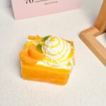 74【오렌지 시리즈】모방 식품 스퀴시 슬라임, 식품급 실리콘 소재로 수제 제작한 안전 무독한 스트레스 해소 장난감입니다. 손 근육 단련하고 정신적 스트레스를 완화해 드릴 뿐만 아니라 세탁 가능하며, 40000원 구매 시 무료 배송해 드립니다.