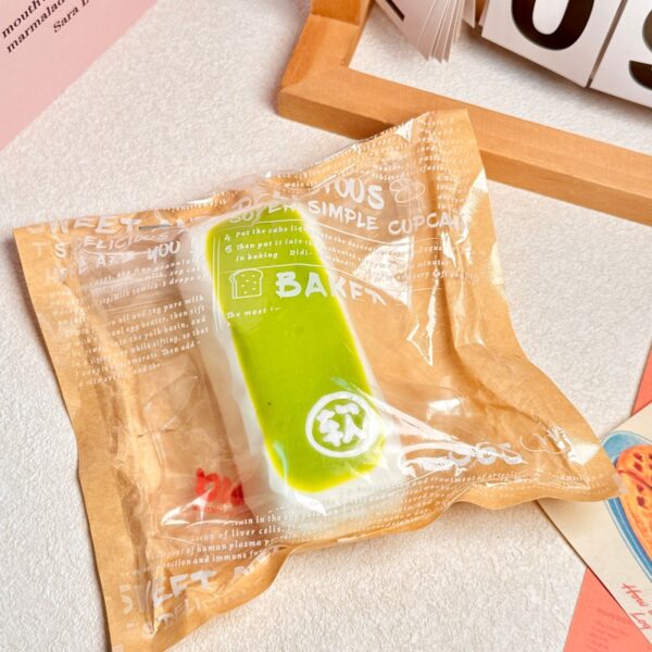 26【소프트 브레드 시리즈】모방 식품 스퀴시 슬라임, 식품급 실리콘 소재로 수제 제작한 안전 무독한 스트레스 해소 장난감입니다. 손 근육 단련하고 정신적 스트레스를 완화해 드릴 뿐만 아니라 세탁 가능하며, 40000원 구매 시 무료 배송해 드립니다.