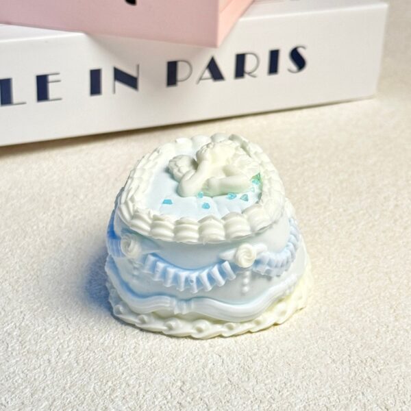 65【빈티지 케이크 시리즈】모방 식품 스퀴시 슬라임, 식품급 실리콘 소재로 수제 제작한 안전 무독한 스트레스 해소 장난감입니다. 손 근육 단련하고 정신적 스트레스를 완화해 드릴 뿐만 아니라 세탁 가능하며, 40000원 구매 시 무료 배송해 드립니다.