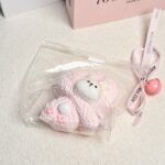 159【머플러 니트 토끼】모방 식품 스퀴시 슬라임, 식품급 실리콘 소재로 수제 제작한 안전 무독한 스트레스 해소 장난감입니다. 손 근육 단련하고 정신적 스트레스를 완화해 드릴 뿐만 아니라 세탁 가능하며, 40000원 구매 시 무료 배송해 드립니다.