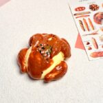 151【통닭 구이】모방 식품 스퀴시 슬라임, 식품급 실리콘 소재로 수제 제작한 안전 무독한 스트레스 해소 장난감입니다. 손 근육 단련하고 정신적 스트레스를 완화해 드릴 뿐만 아니라 세탁 가능하며, 40000원 구매 시 무료 배송해 드립니다.