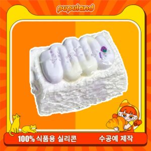 278【보라 화이트 블러 크림 토스트】모방 식품 스퀴시 슬라임, 식품급 실리콘 소재로 수제 제작한 안전 무독한 스트레스 해소 장난감입니다. 손 근육 단련하고 정신적 스트레스를 완화해 드릴 뿐만 아니라 세탁 가능하며, 40000원 구매 시 무료 배송해 드립니다.