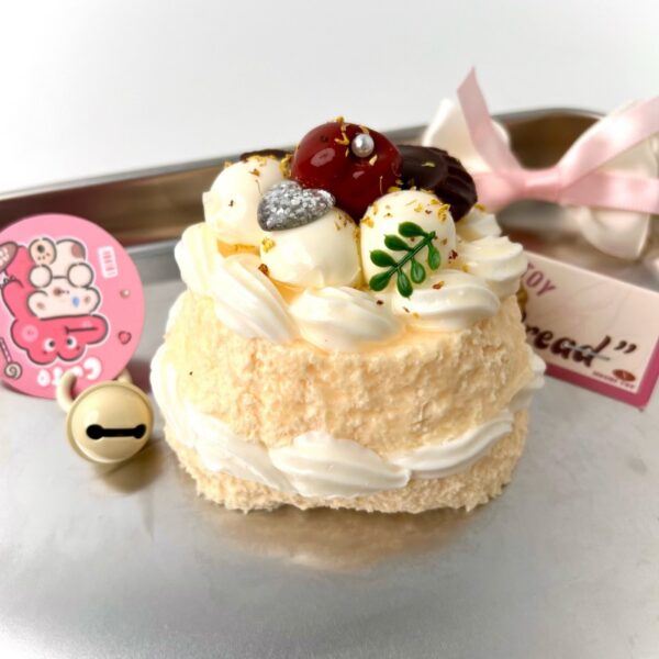 14【더블 크림 케이크 시리즈】모방 식품 스퀴시 슬라임, 식품급 실리콘 소재로 수제 제작한 안전 무독한 스트레스 해소 장난감입니다. 손 근육 단련하고 정신적 스트레스를 완화해 드릴 뿐만 아니라 세탁 가능하며, 40000원 구매 시 무료 배송해 드립니다.