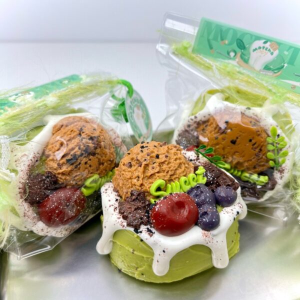 14【더블 크림 케이크 시리즈】모방 식품 스퀴시 슬라임, 식품급 실리콘 소재로 수제 제작한 안전 무독한 스트레스 해소 장난감입니다. 손 근육 단련하고 정신적 스트레스를 완화해 드릴 뿐만 아니라 세탁 가능하며, 40000원 구매 시 무료 배송해 드립니다.