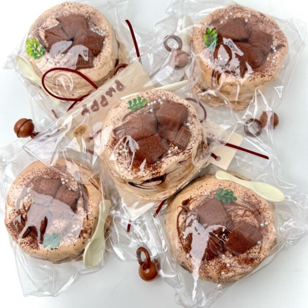 28【케이크 시리즈】모방 식품 스퀴시 슬라임, 식품급 실리콘 소재로 수제 제작한 안전 무독한 스트레스 해소 장난감입니다. 손 근육 단련하고 정신적 스트레스를 완화해 드릴 뿐만 아니라 세탁 가능하며, 40000원 구매 시 무료 배송해 드립니다.