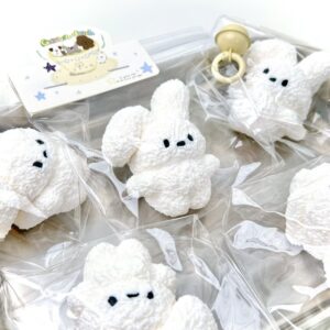 털복숭이 접힌귀 토끼