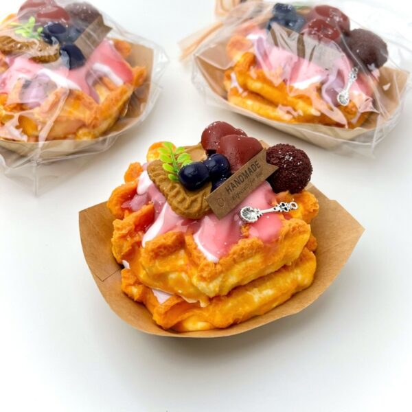 31【와플 시리즈 】모방 식품 스퀴시 슬라임, 식품급 실리콘 소재로 수제 제작한 안전 무독한 스트레스 해소 장난감입니다. 손 근육 단련하고 정신적 스트레스를 완화해 드릴 뿐만 아니라 세탁 가능하며, 40000원 구매 시 무료 배송해 드립니다.