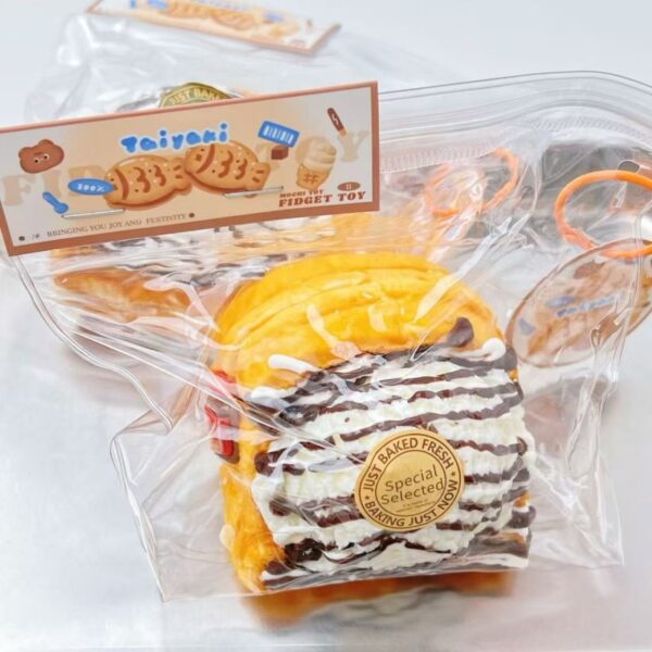 9【미니 토스트 시리즈】모방 식품 스퀴시 슬라임, 식품급 실리콘 소재로 수제 제작한 안전 무독한 스트레스 해소 장난감입니다. 손 근육 단련하고 정신적 스트레스를 완화해 드릴 뿐만 아니라 세탁 가능하며, 40000원 구매 시 무료 배송해 드립니다.