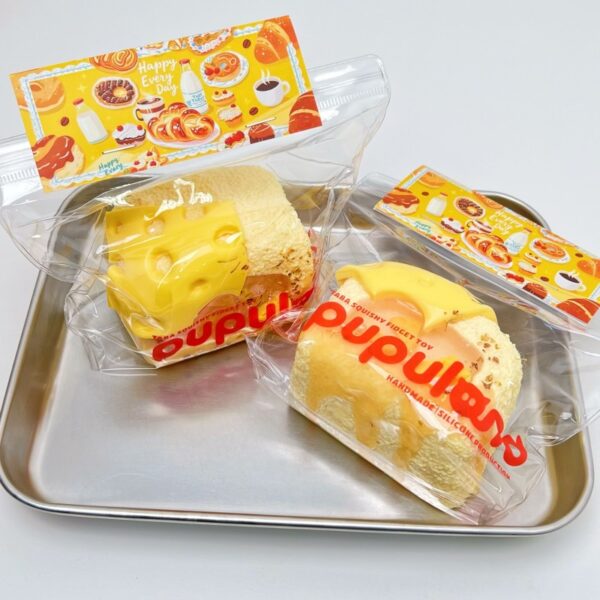 32【허니 버터 시리즈】모방 식품 스퀴시 슬라임, 식품급 실리콘 소재로 수제 제작한 안전 무독한 스트레스 해소 장난감입니다. 손 근육 단련하고 정신적 스트레스를 완화해 드릴 뿐만 아니라 세탁 가능하며, 40000원 구매 시 무료 배송해 드립니다.