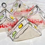 61【삼각 샌드위치 시리즈】모방 식품 스퀴시 슬라임, 식품급 실리콘 소재로 수제 제작한 안전 무독한 스트레스 해소 장난감입니다. 손 근육 단련하고 정신적 스트레스를 완화해 드릴 뿐만 아니라 세탁 가능하며, 40000원 구매 시 무료 배송해 드립니다.