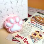 62【고양이 발 시리즈】모방 식품 스퀴시 슬라임, 식품급 실리콘 소재로 수제 제작한 안전 무독한 스트레스 해소 장난감입니다. 손 근육 단련하고 정신적 스트레스를 완화해 드릴 뿐만 아니라 세탁 가능하며, 40000원 구매 시 무료 배송해 드립니다.