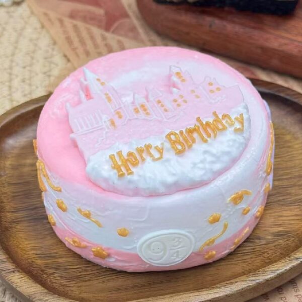 75【해리 포터 시리즈】모방 식품 스퀴시 슬라임, 식품급 실리콘 소재로 수제 제작한 안전 무독한 스트레스 해소 장난감입니다. 손 근육 단련하고 정신적 스트레스를 완화해 드릴 뿐만 아니라 세탁 가능하며, 40000원 구매 시 무료 배송해 드립니다.