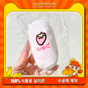 340【딸기 스틱(폭발촉감)】모방 식품 스퀴시 슬라임, 식품급 실리콘 소재로 수제 제작한 안전 무독한 스트레스 해소 장난감입니다. 손 근육 단련하고 정신적 스트레스를 완화해 드릴 뿐만 아니라 세탁 가능하며, 40000원 구매 시 무료 배송해 드립니다.